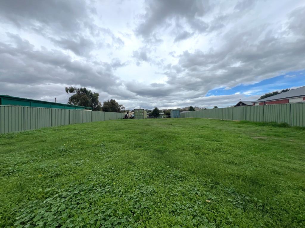 37 Rankin St, Maindample, VIC 3723