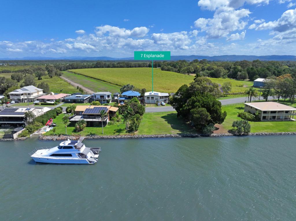 7 THE ESPLANADE, JACOBS WELL, QLD 4208