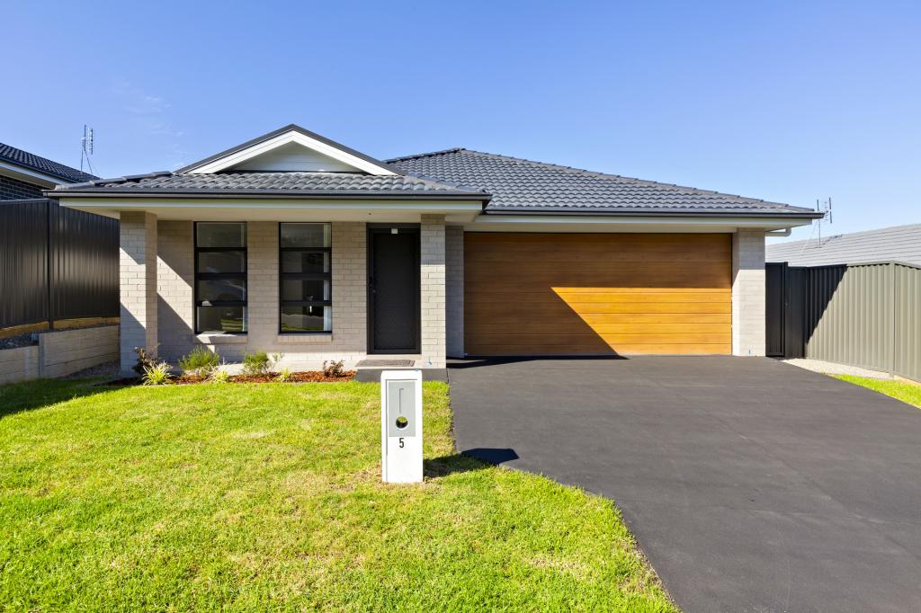 5 Martha Rd, Edgeworth, NSW 2285