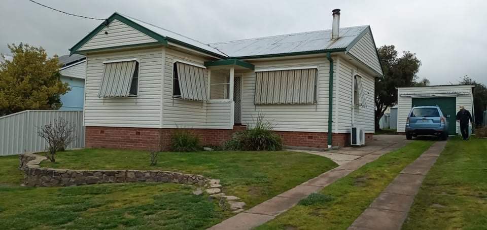 114 BROUGHTON ST, TUMUT, NSW 2720