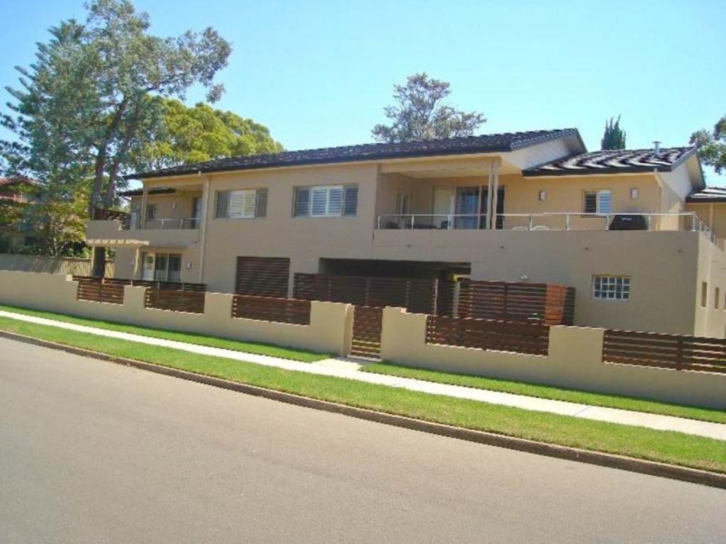 2/15 Iris St, Frenchs Forest, NSW 2086