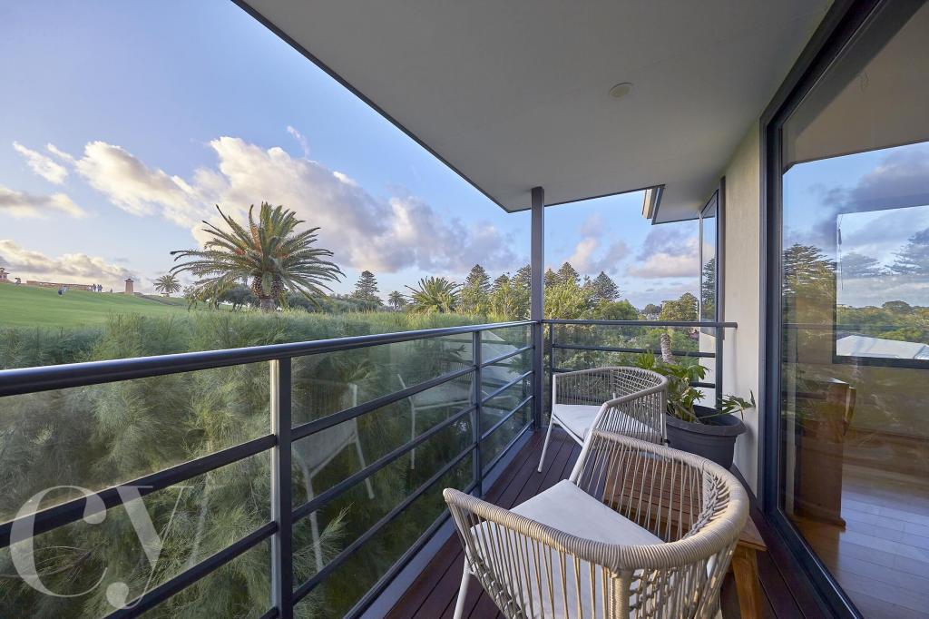 16 Swanbourne St, Fremantle, WA 6160