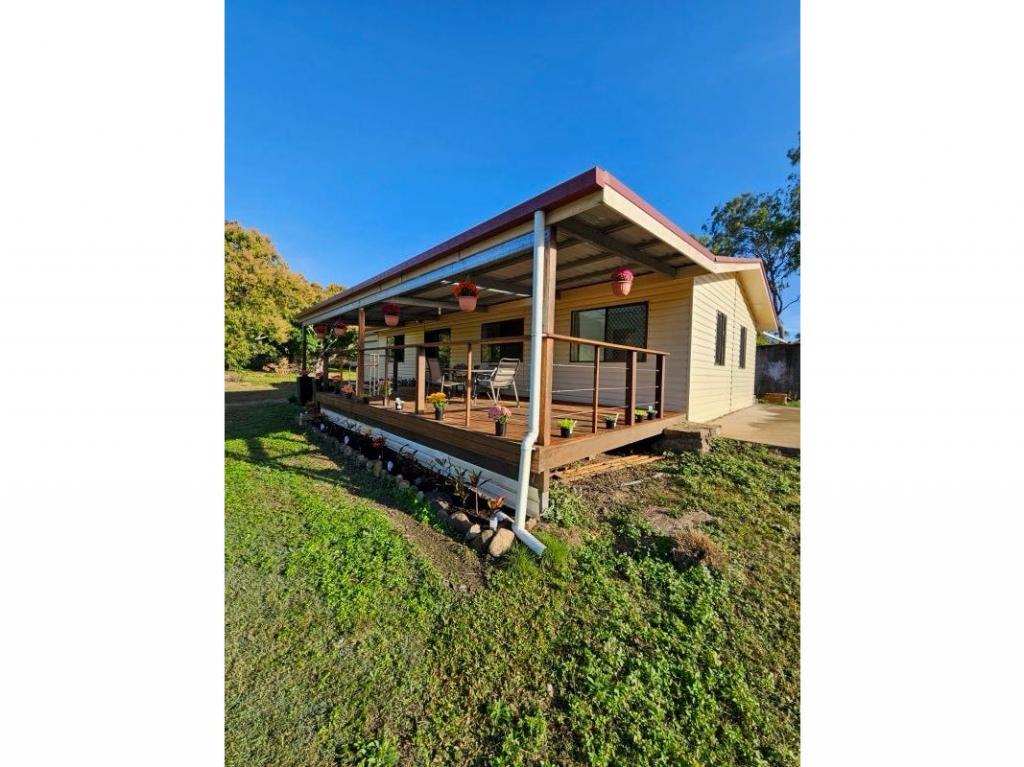 401 Midge Point Rd, Bloomsbury, QLD 4799