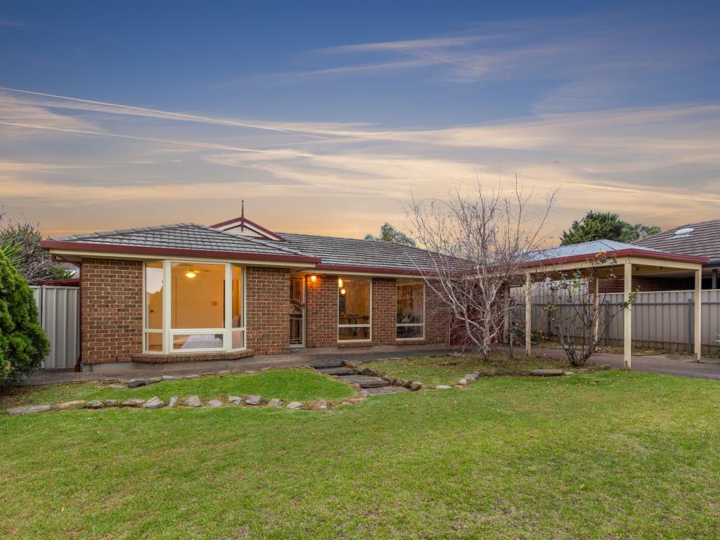 1 HORNPIPE GLEN, SEAFORD RISE, SA 5169