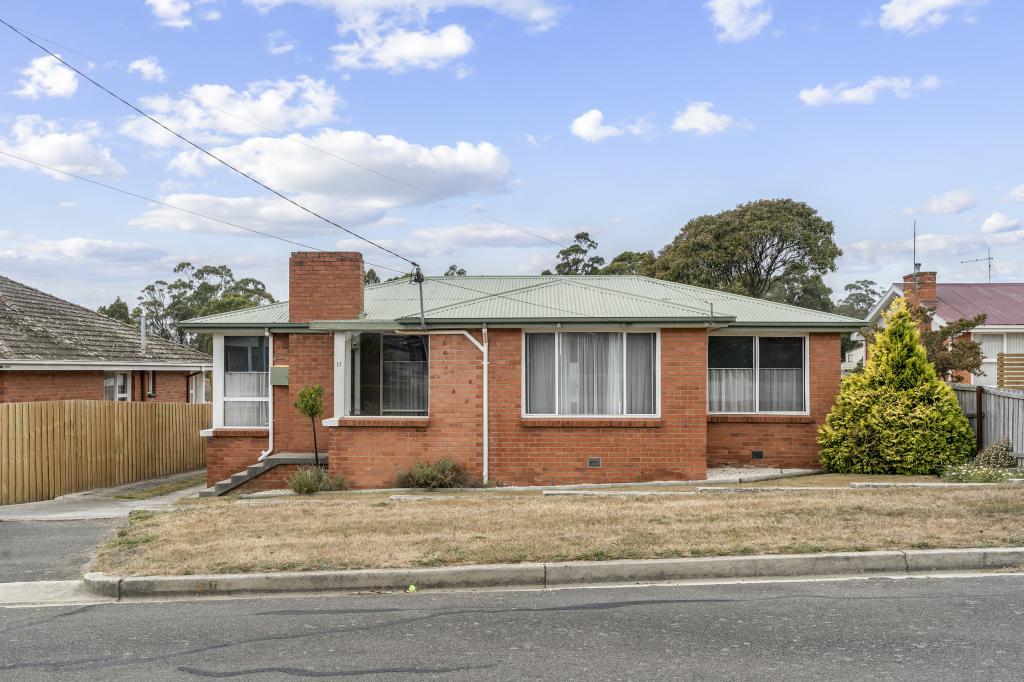 17 Oaktree Rd, Youngtown, TAS 7249