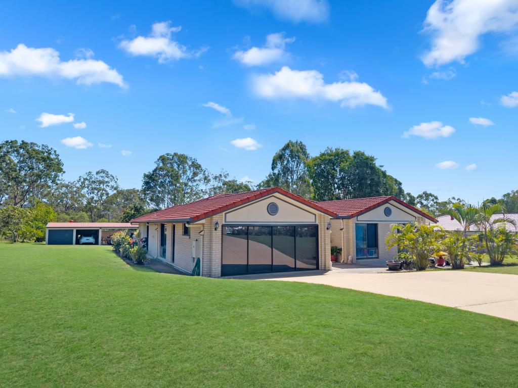 26-28 Raglan Rd, Greenbank, QLD 4124