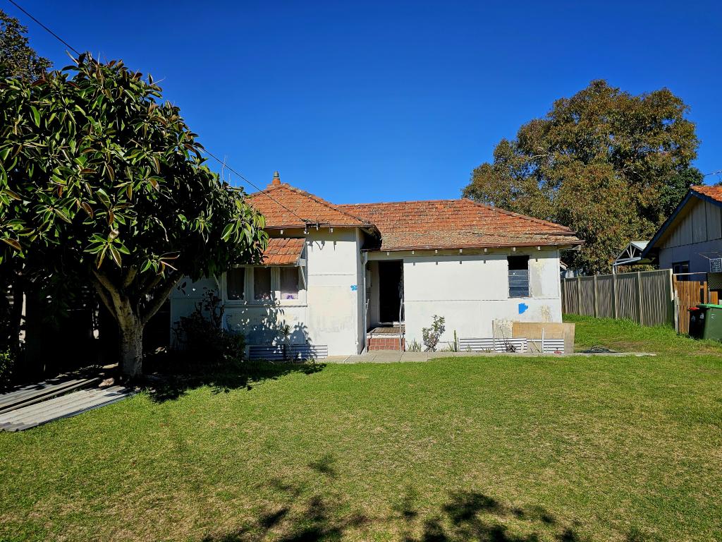 21 Broadway, Bassendean, WA 6054