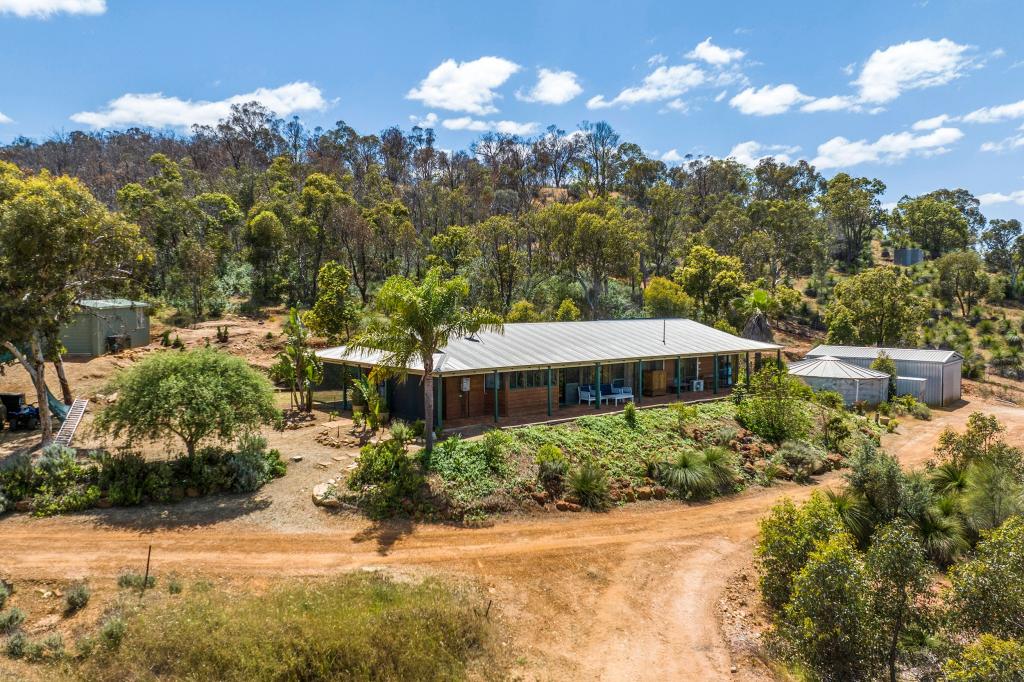 831 Chittering Rd, Bullsbrook, WA 6084