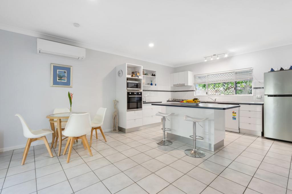 3 Thooleer Cl, Cooya Beach, QLD 4873