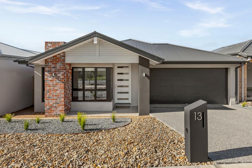 13 Williams Rd, Mount Duneed, VIC 3217