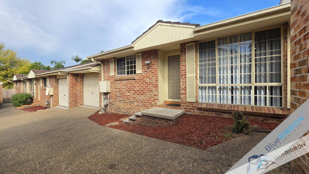 11/5a Binalong Rd, Pendle Hill, NSW 2145