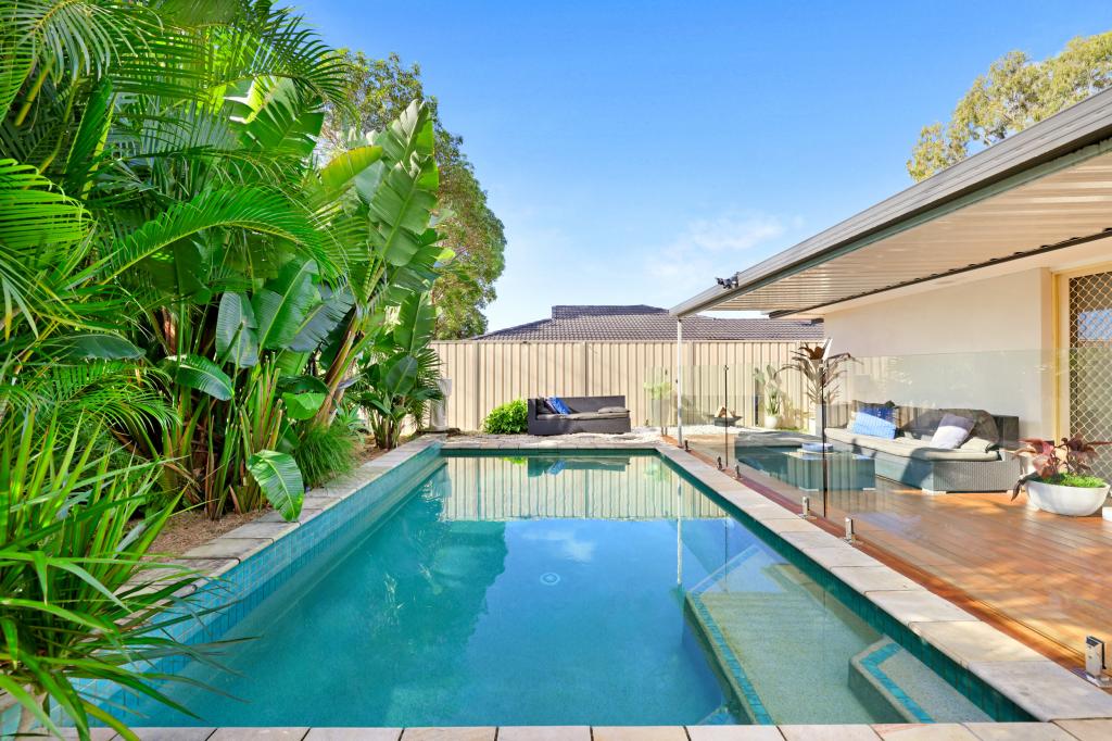 4 Crelga Ct, Merrimac, QLD 4226
