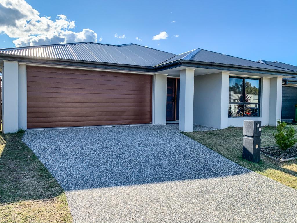 40 FLAMETREE CCT, ARUNDEL, QLD 4214