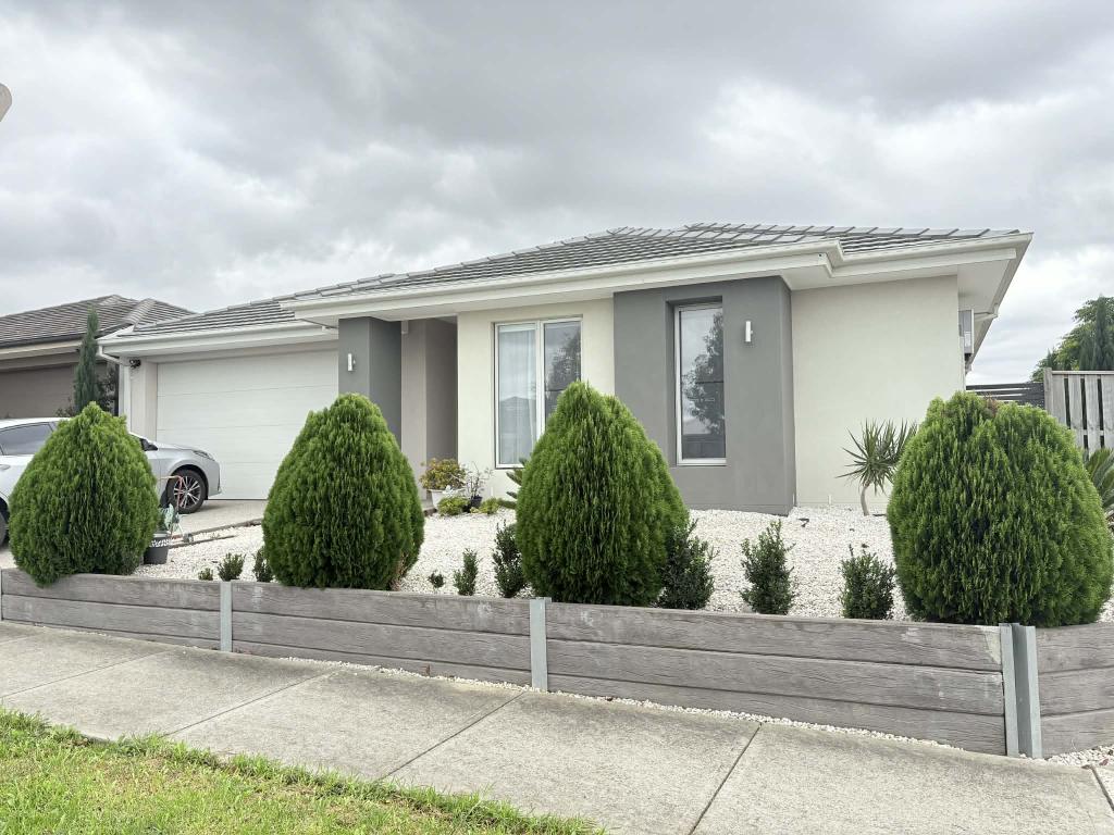 27 Ladder Rd, Clyde, VIC 3978