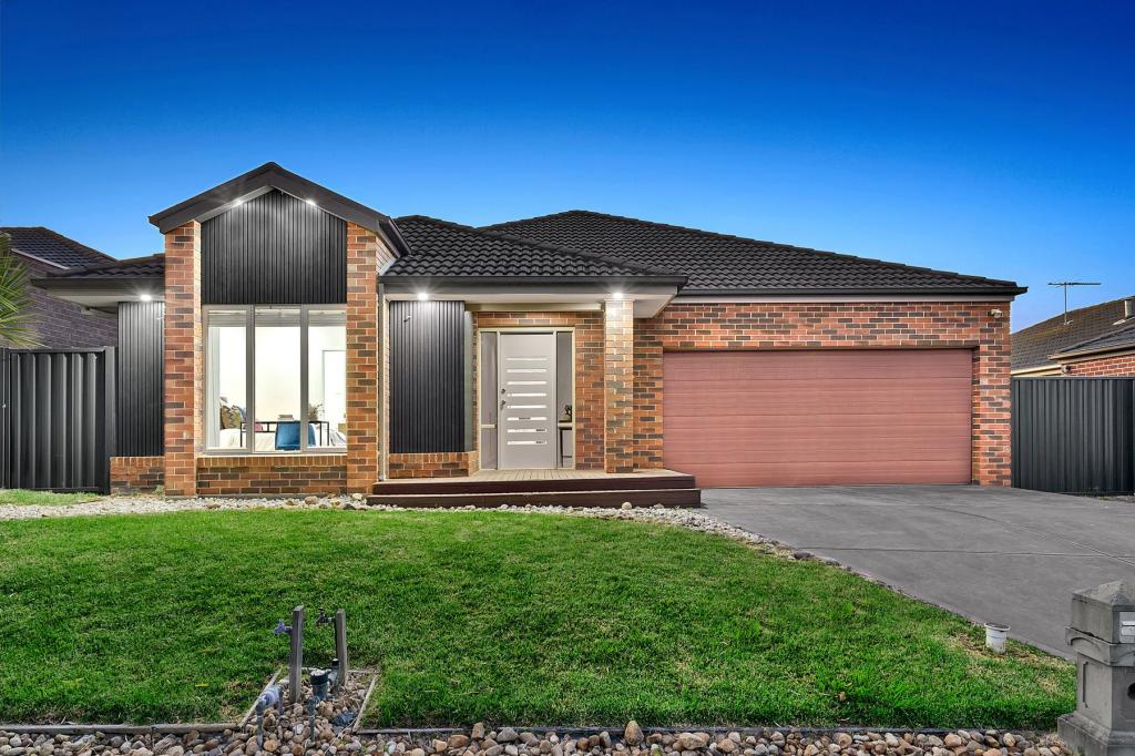 28 Sagan Dr, Cranbourne North, VIC 3977