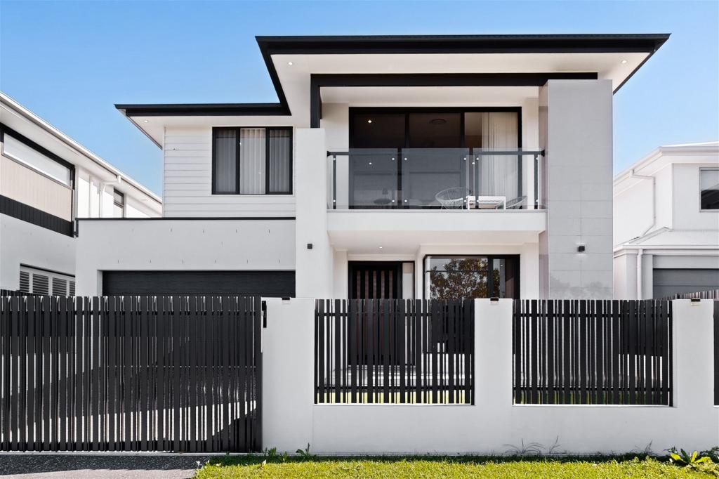 42 Meadow Cct, Helensvale, QLD 4212