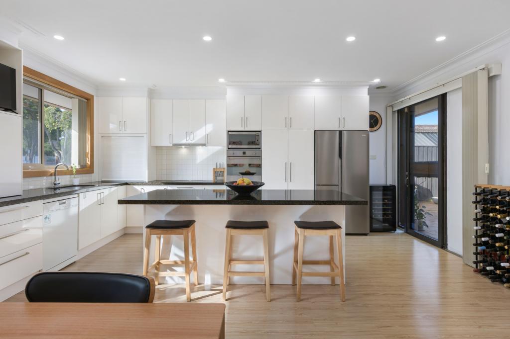8 Bernard St, Cheltenham, VIC 3192