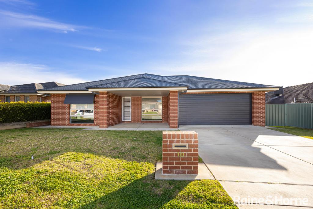 10 Protea Pl, Forest Hill, NSW 2651