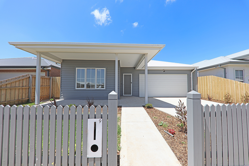 9 Amphitheatre St, Eynesbury, VIC 3338