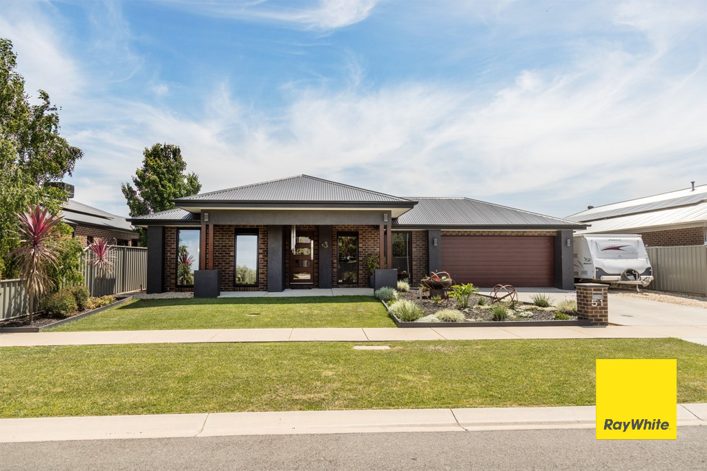 51 Sunningdale Bvd, Tatura, VIC 3616