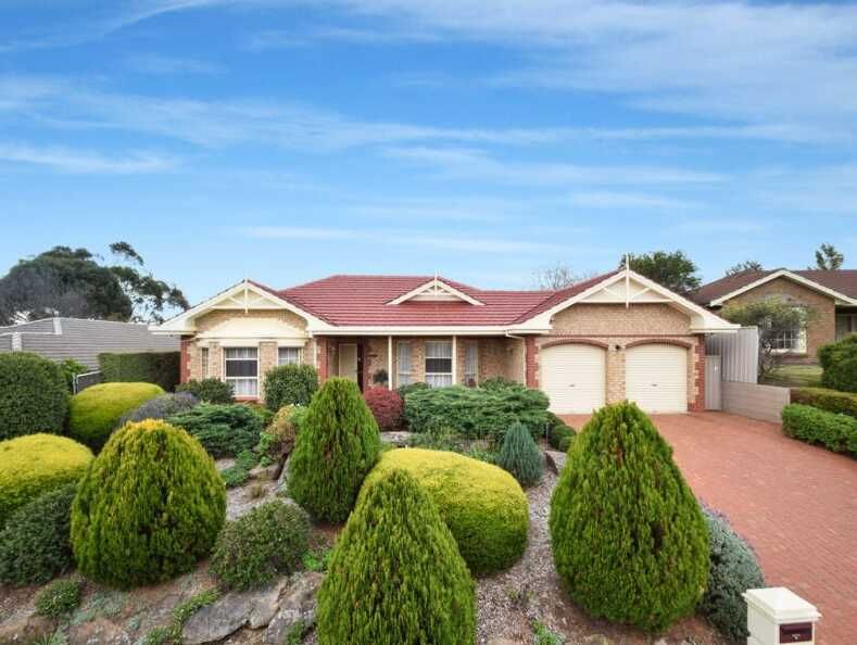 21 Pinto Ct, Woodcroft, SA 5162