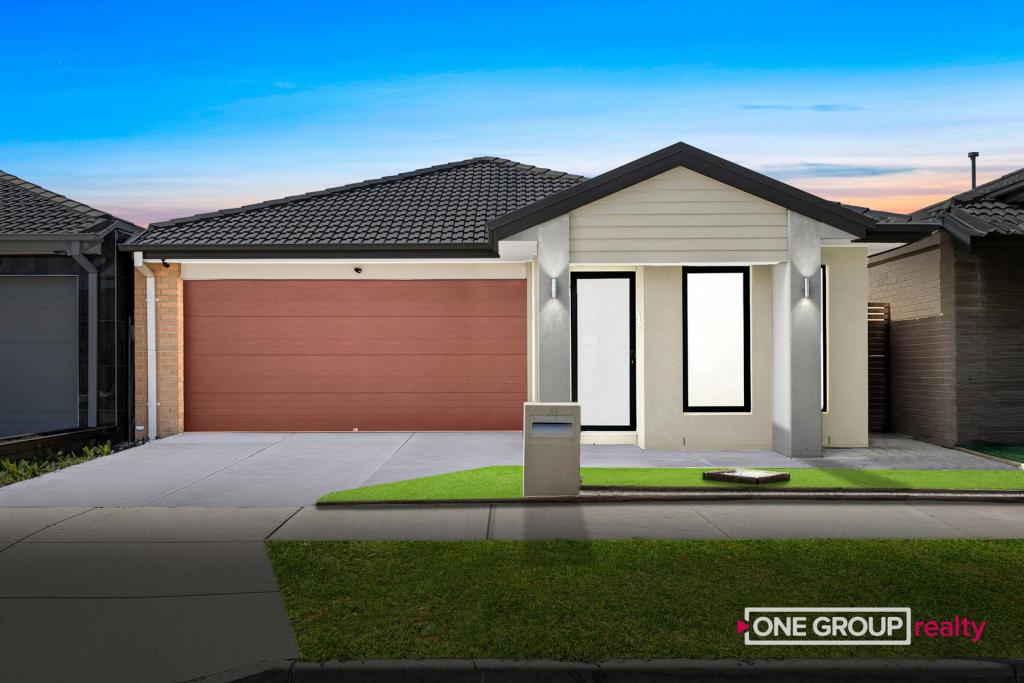 10 Guardian St, Mickleham, VIC 3064