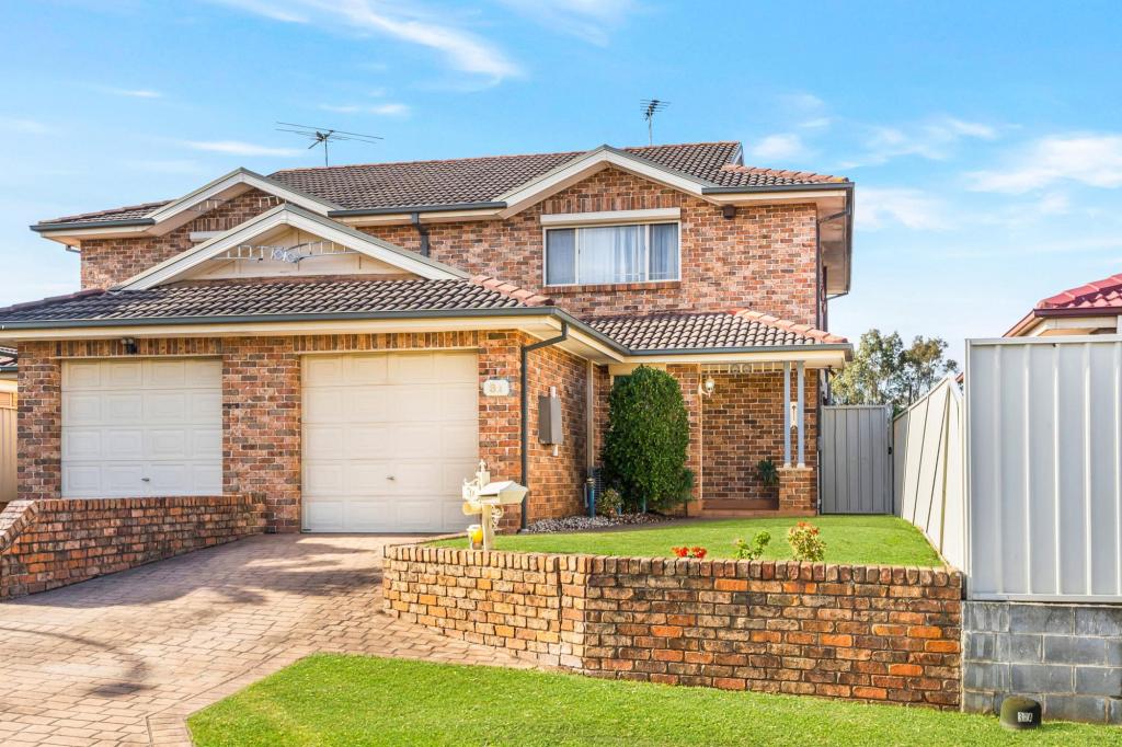 3a Grebe Pl, Hinchinbrook, NSW 2168