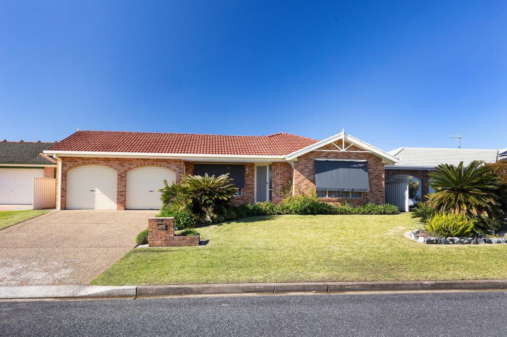 7 Victoria Pl, Forster, NSW 2428