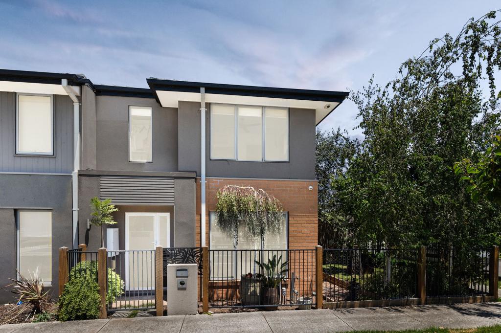 2 AMBOY WALK, POINT COOK, VIC 3030