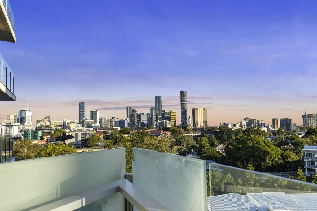 72 Victoria Park Rd, Kelvin Grove, QLD 4059