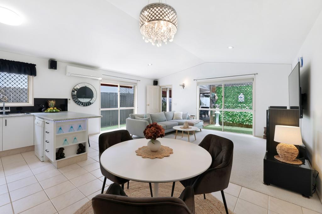 1/65 Errol Ave, Paradise Point, QLD 4216