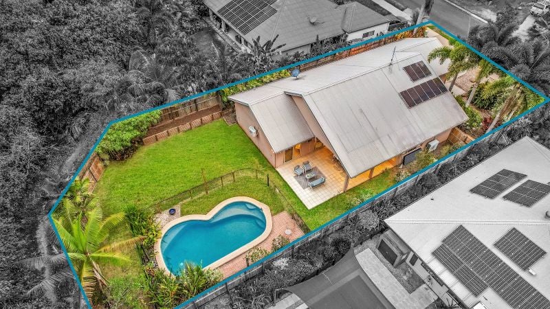 9 GAVIN HAMILTON CL, REDLYNCH, QLD 4870