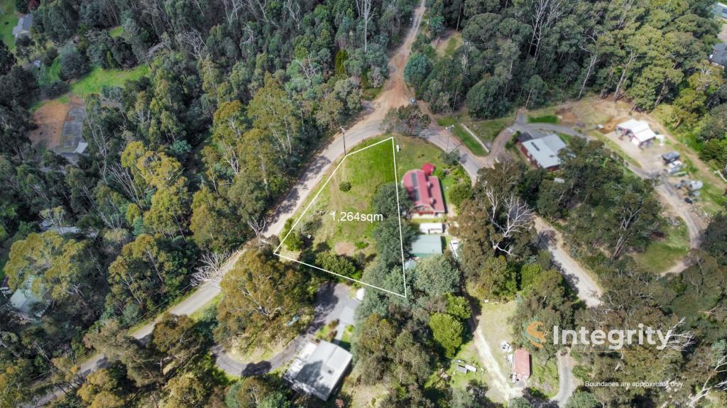 24 Silver Parrot Rd, Flowerdale, VIC 3717