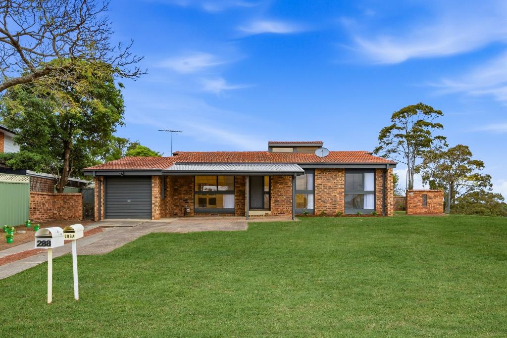 288 & 288A THE PARKWAY, BRADBURY, NSW 2560