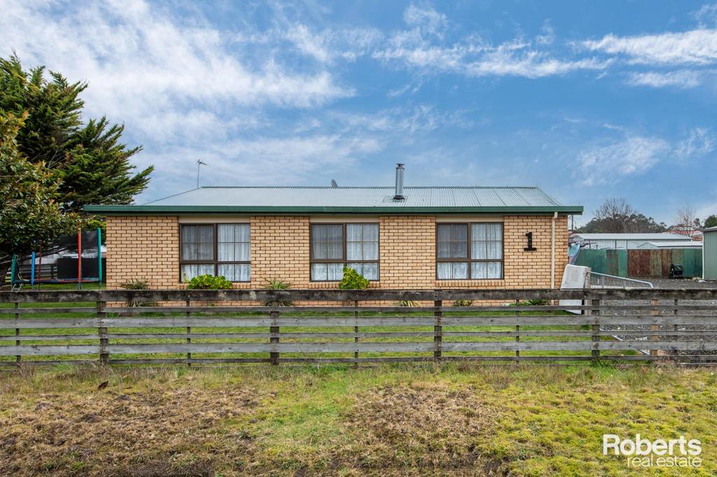 1 PONTIFEX ST, STRAHAN, TAS 7468