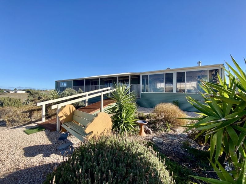 3 Seaview Rd, Perlubie, SA 5680