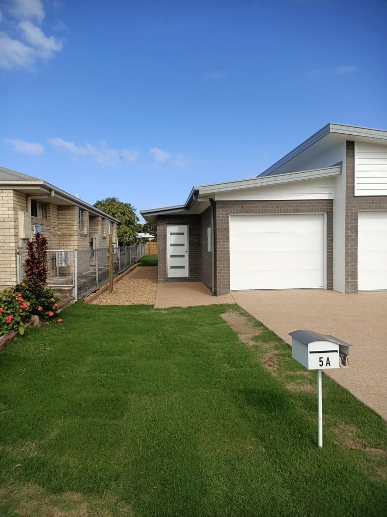 5a Trafalgar St, Emu Park, QLD 4710