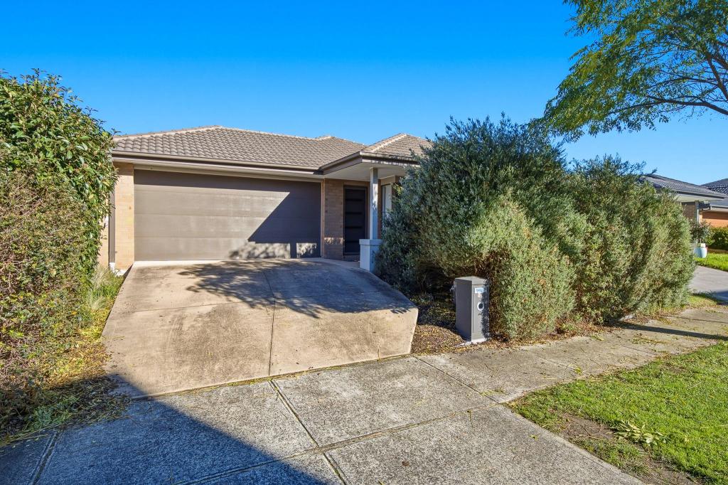 12 Panama Rd, Cranbourne West, VIC 3977