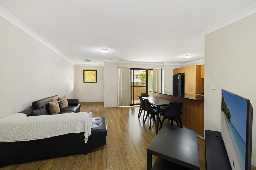 26/12-20 Lachlan St, Liverpool, NSW 2170