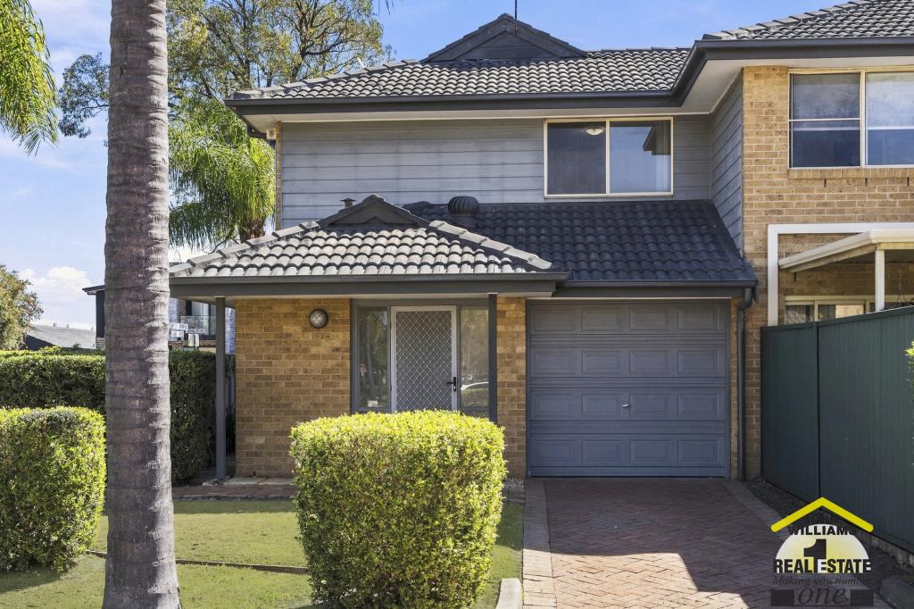 3/2 Frank Oliveri Dr, Chipping Norton, NSW 2170
