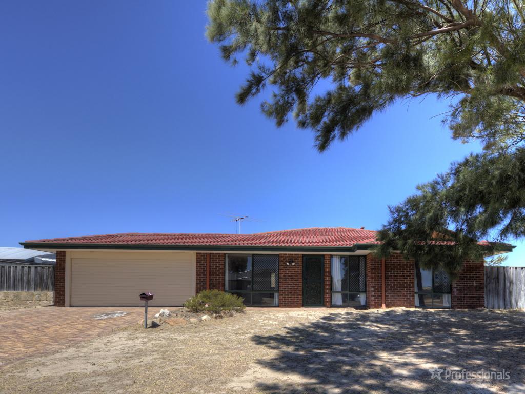 2 Cresswell Pl, Quinns Rocks, WA 6030