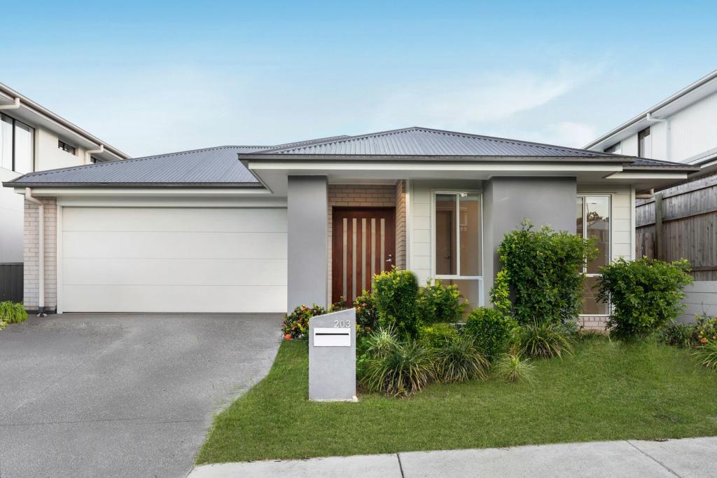 203 Belvdere Dr, Spring Mountain, QLD 4300
