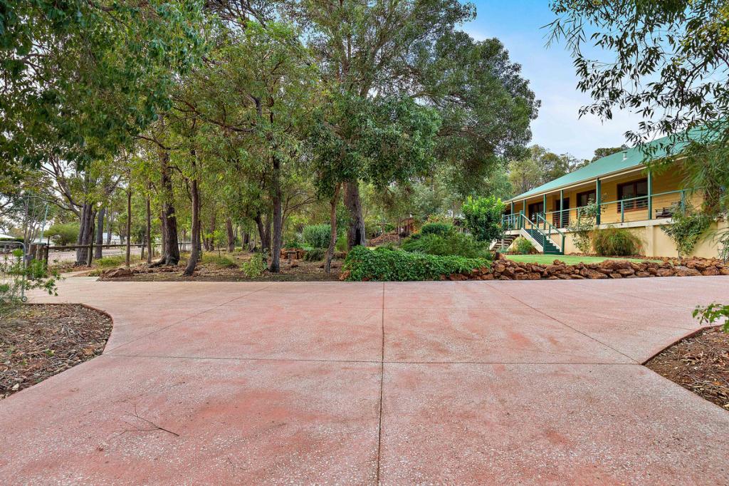 6 Sewell St, Bedfordale, WA 6112