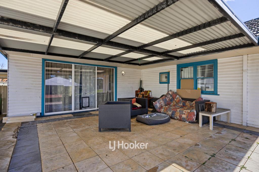 18 Absolon St, Carey Park, WA 6230