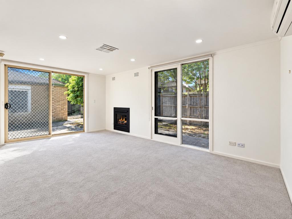 8/18 Peter St, Doncaster East, VIC 3109