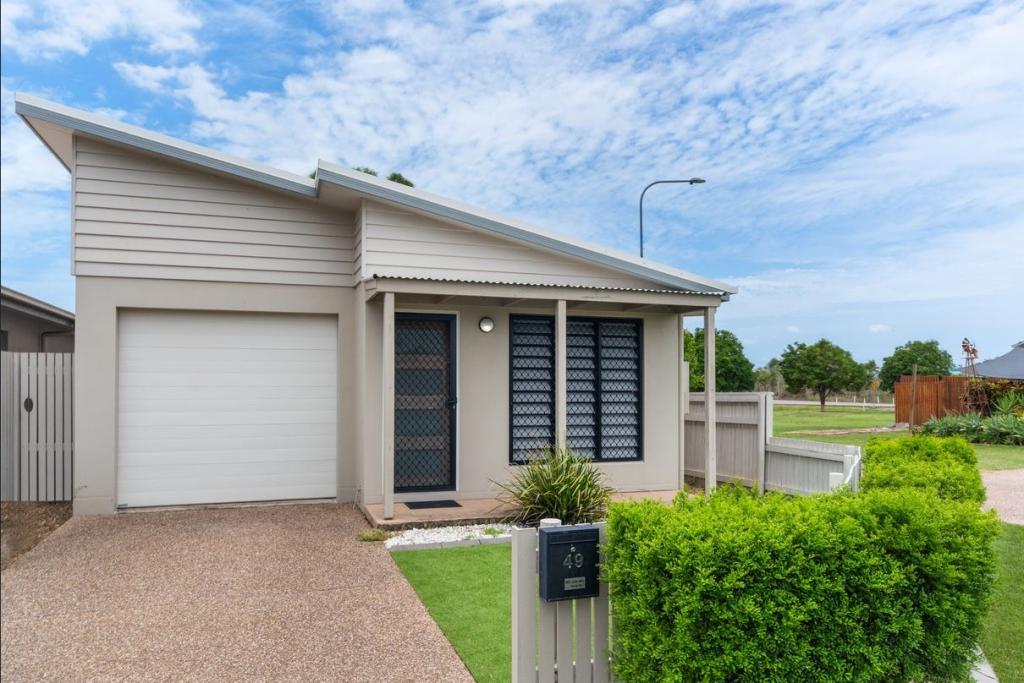 49 Kahana Ave, Burdell, QLD 4818