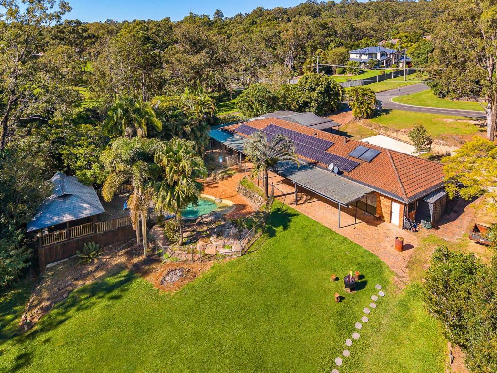 41 Winderadeen Dr, Highland Park, QLD 4211