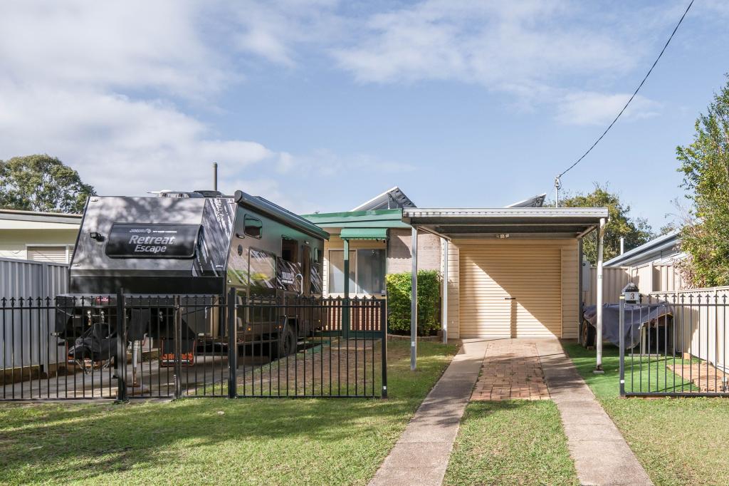 3 Moon St, Caboolture South, QLD 4510