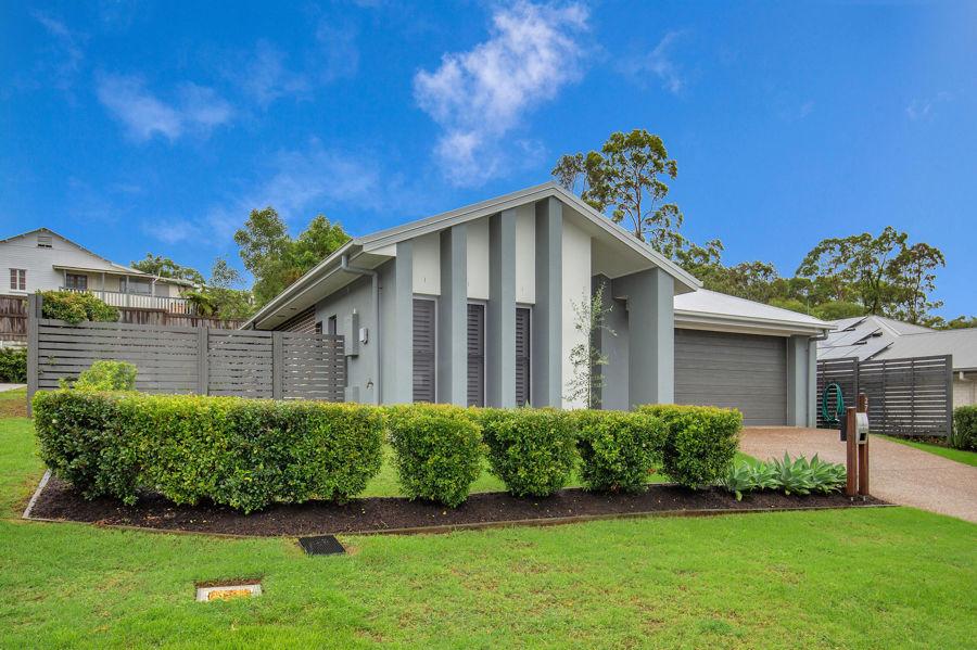 27 Amy Dr, Coomera, QLD 4209