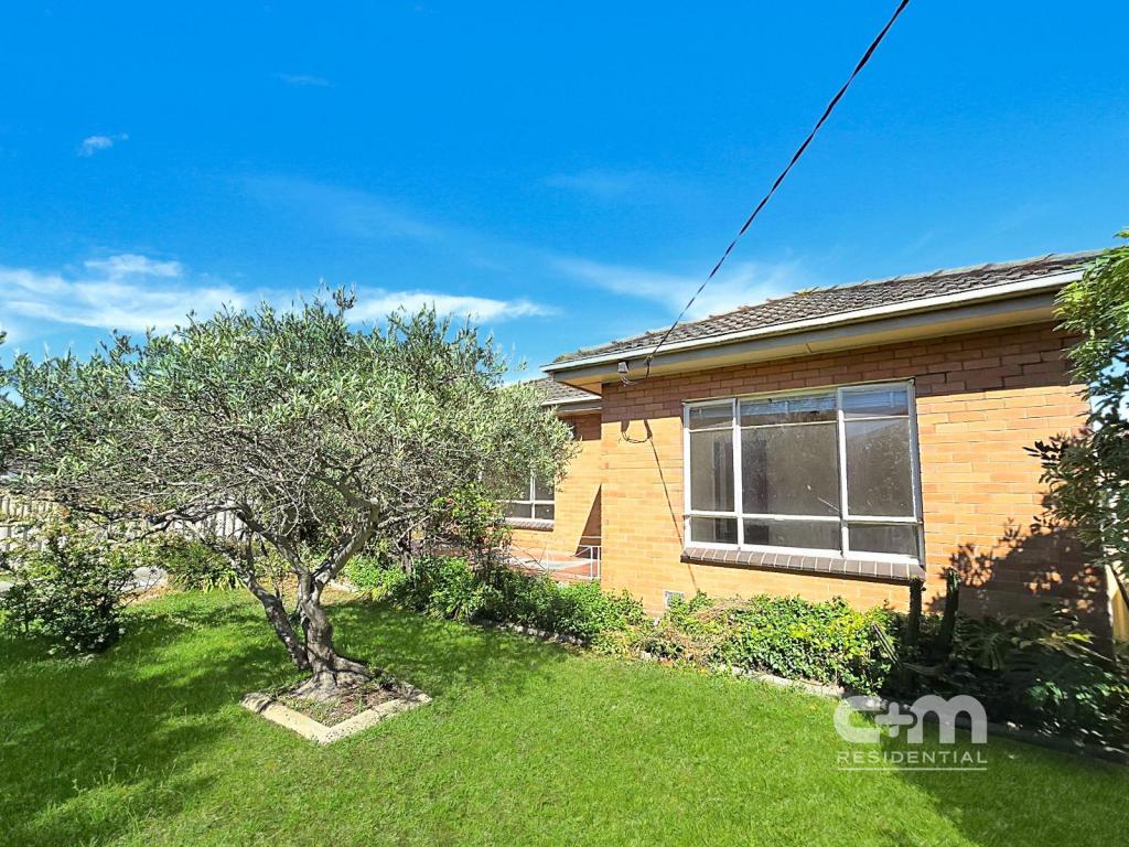 135 West St, Hadfield, VIC 3046